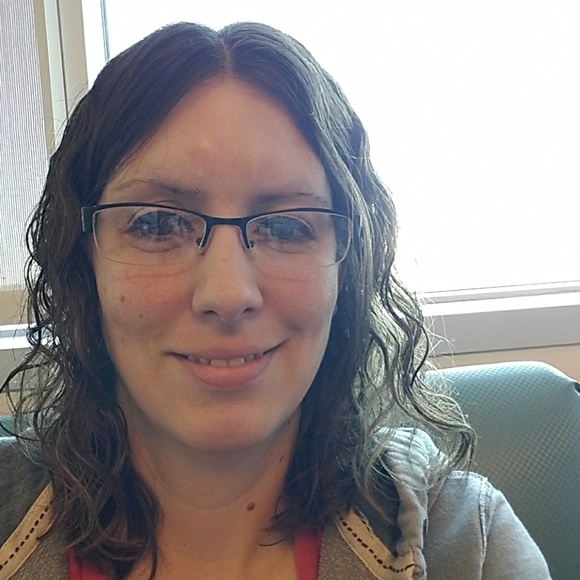 Meet your Posher, Tiffany - Picture 1 of 1